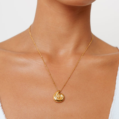 Collar de conchas