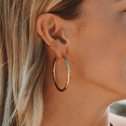 Aretes atrevidos trenzados