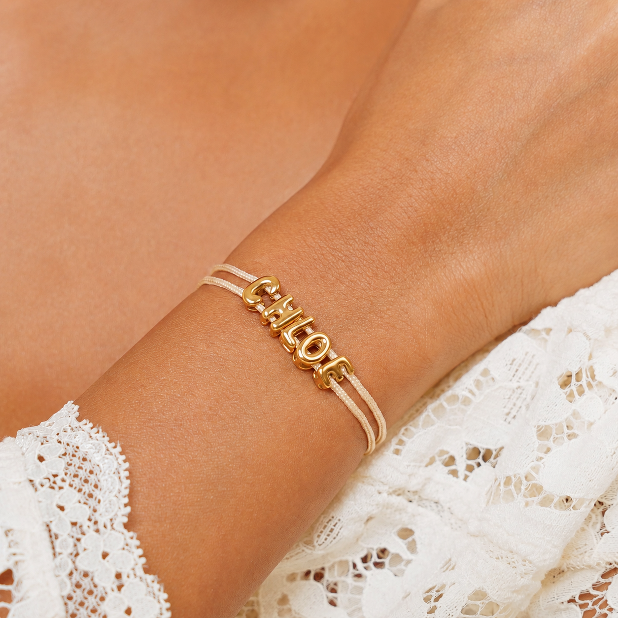 Pulsera con nombre de burbuja