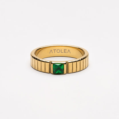 Anillo de esmeralda grueso