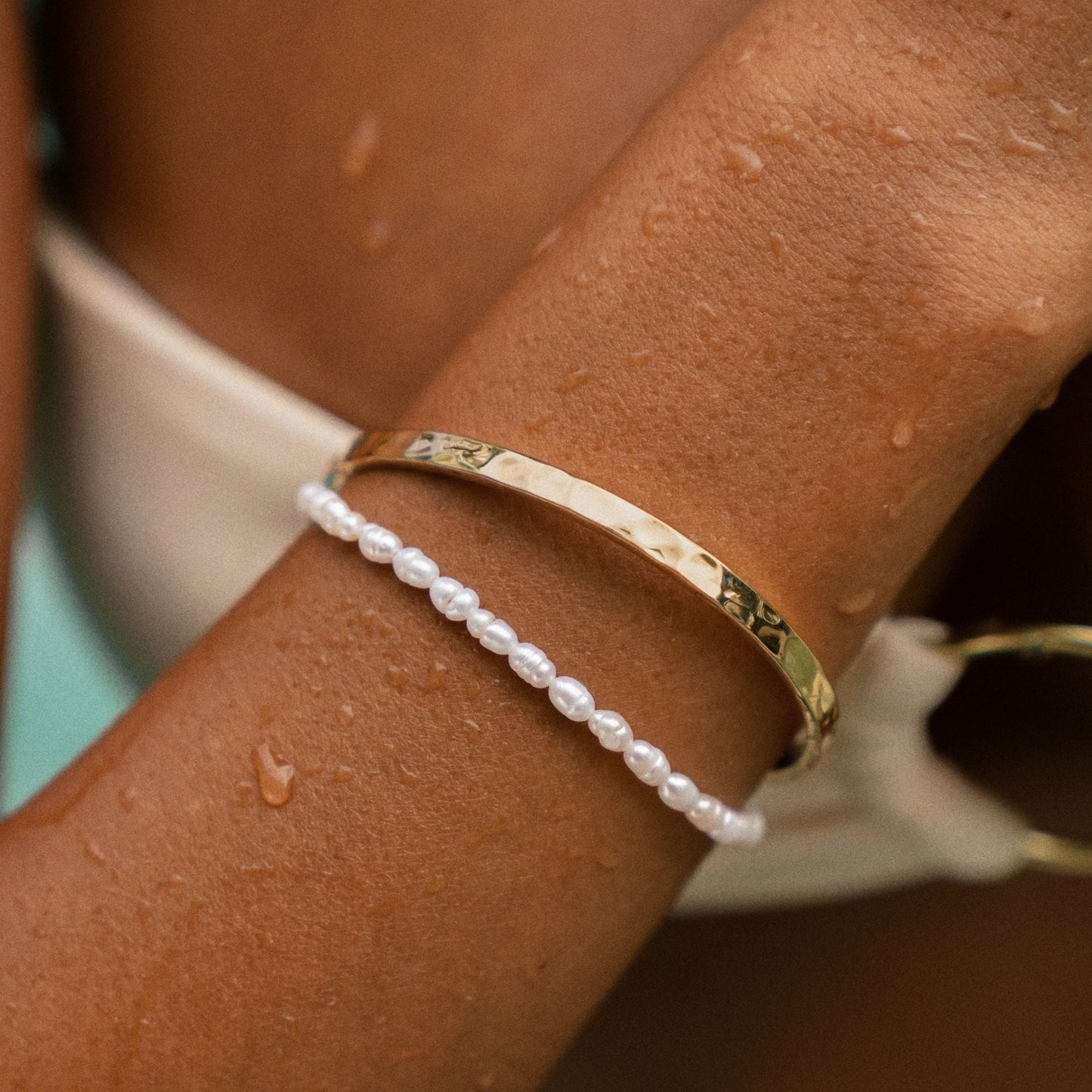Brazalete martillado