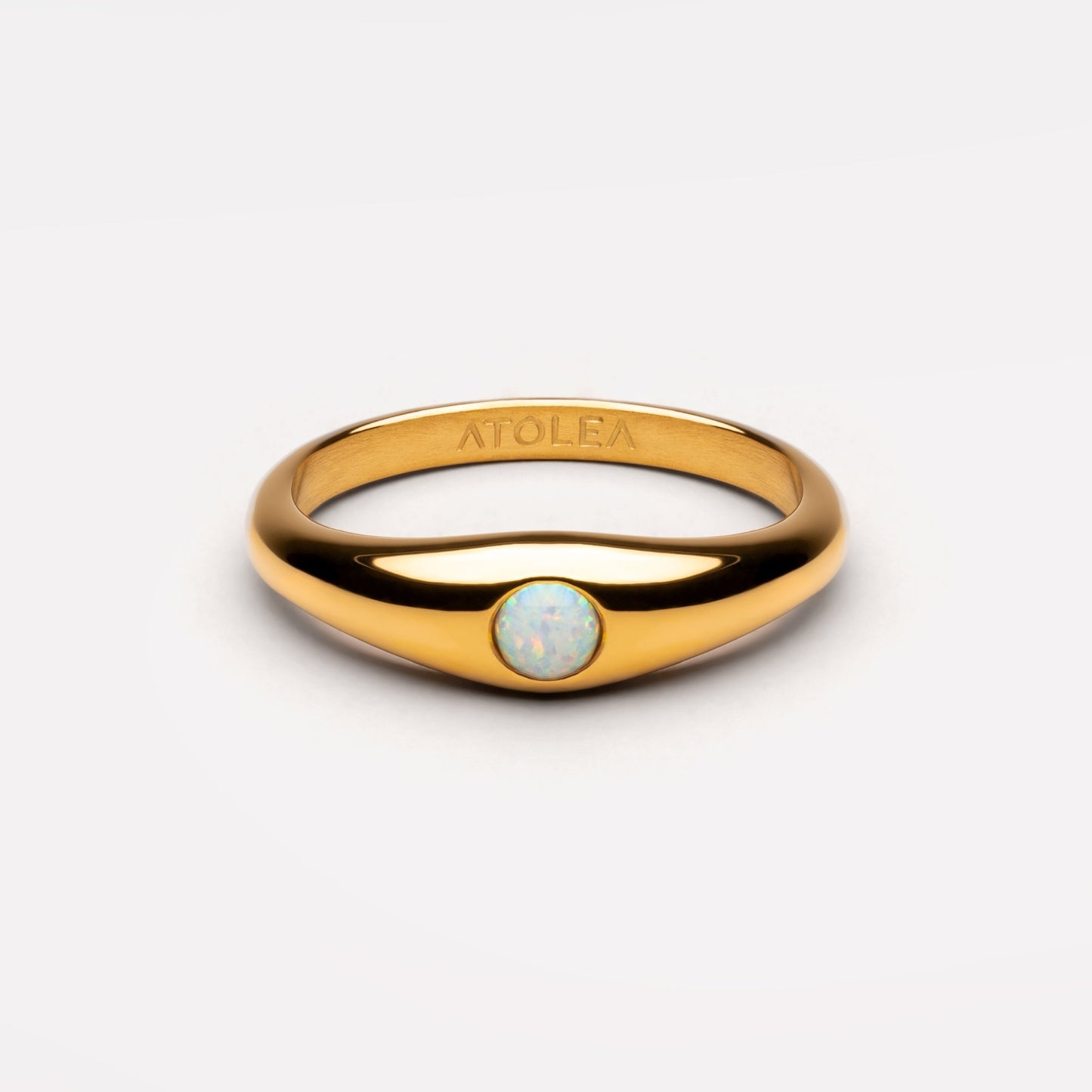 Anillo de ópalo