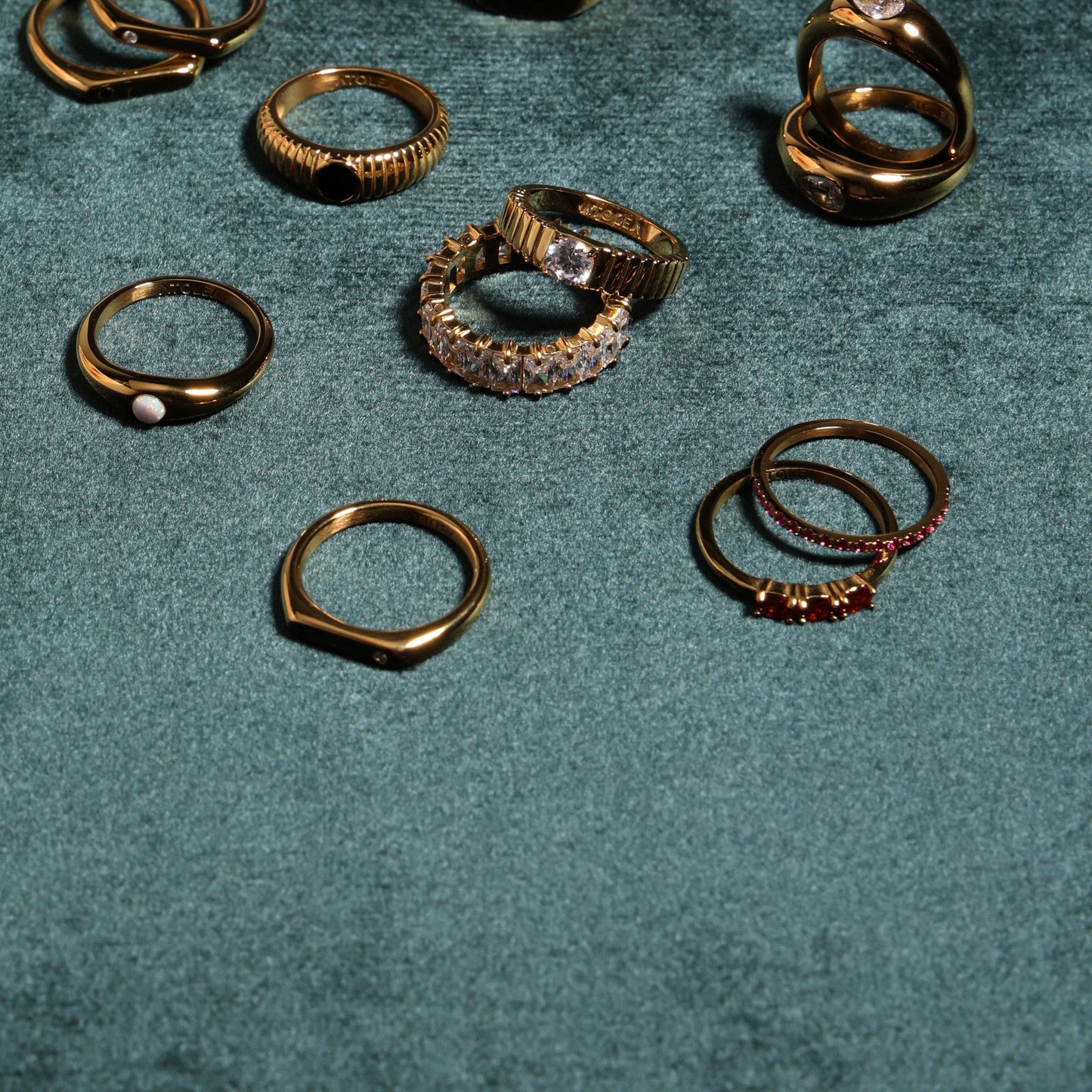 Anillo Fino “Burdeos”