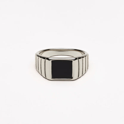 Anillo de ónix "Kaya"