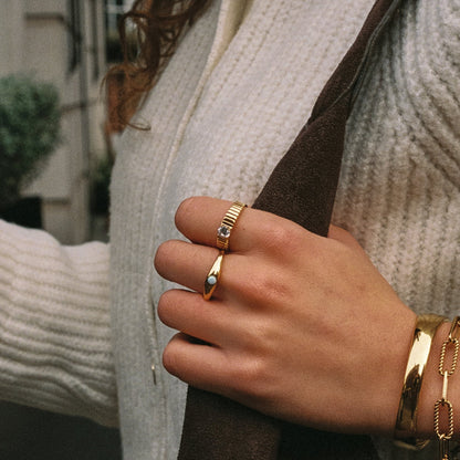 Anillo de ópalo